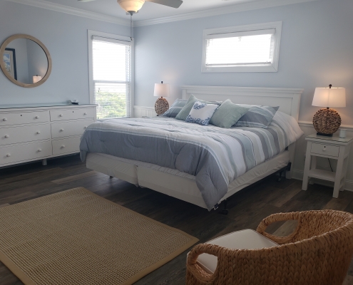 Upper level master with ocean view