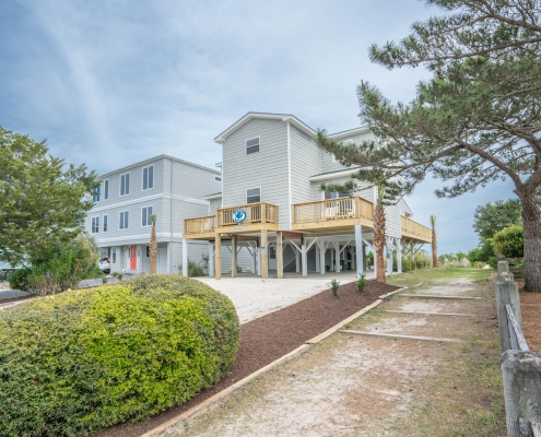 Street view with beach access