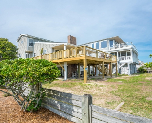 Oceanfront deck